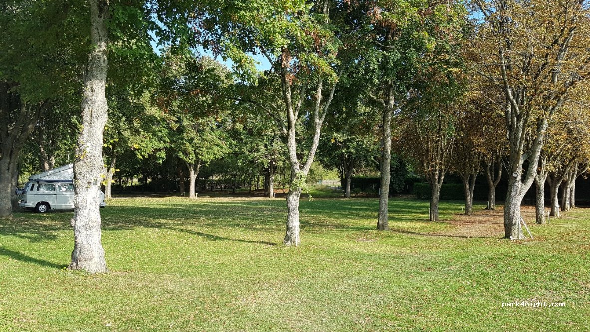 Camping Piscine Saint-Jean-de-Vaux — foto 4