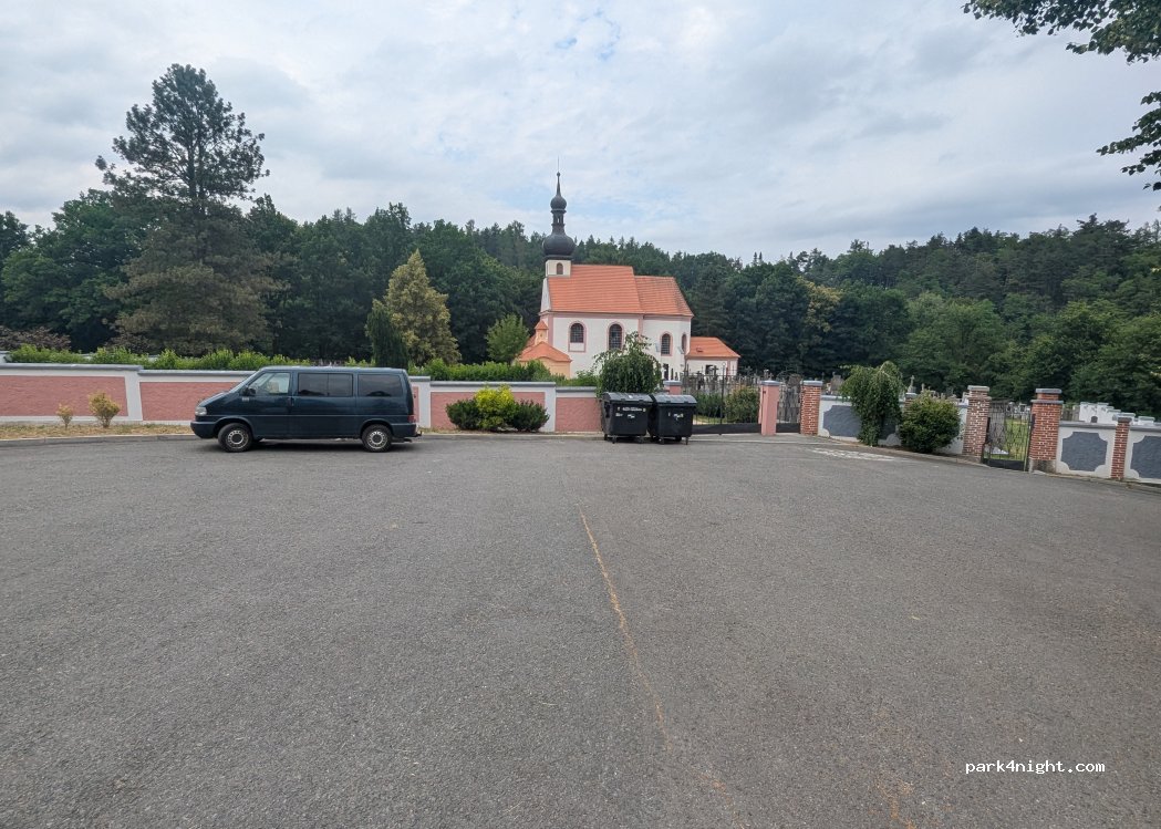 (330 11) Dolany - Unnamed Road — foto