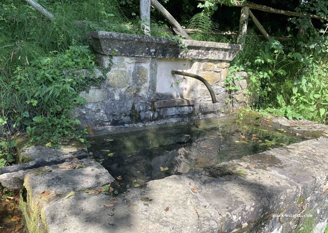 (54014) Casola in Lunigiana - Unnamed Road — foto