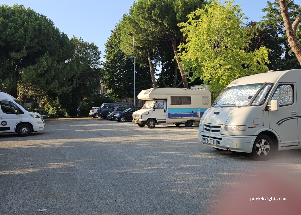(47923) Rimini - 45 Via Francesco Rosaspina — foto 2