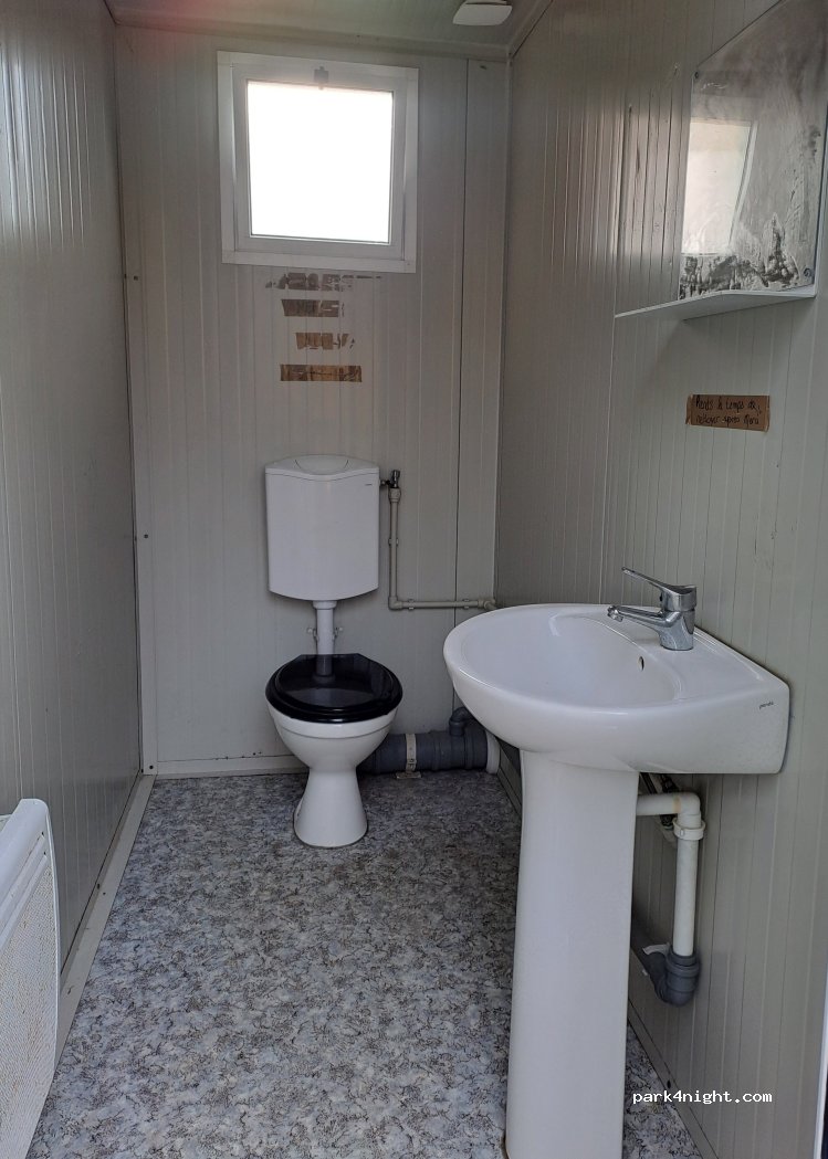 (26790) Rochegude - 2 Rue de la Fontaine Saint-Denis — foto 4
