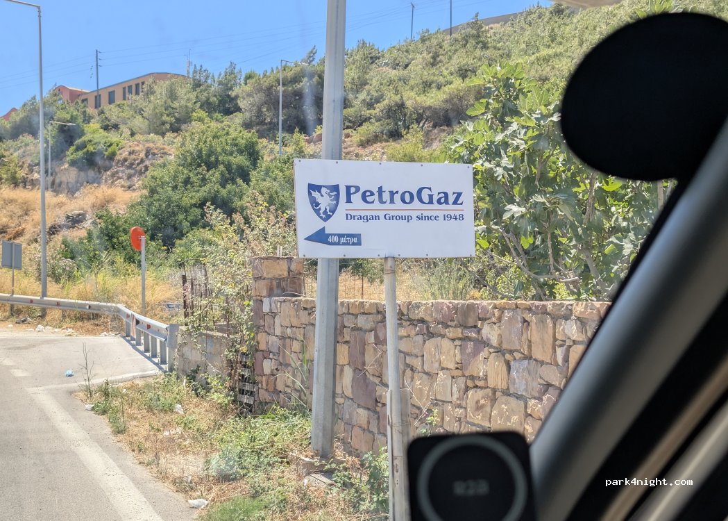 (821 00) Chios - Unnamed Road — foto