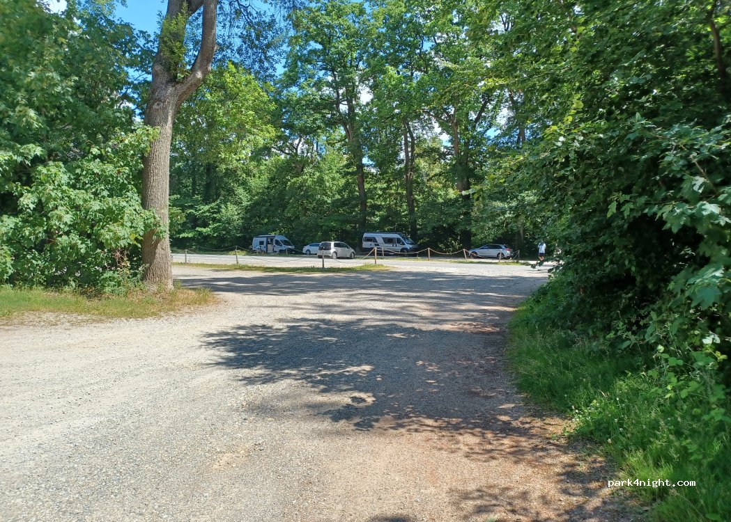 (30982) Pattensen - Unnamed Road — foto 3