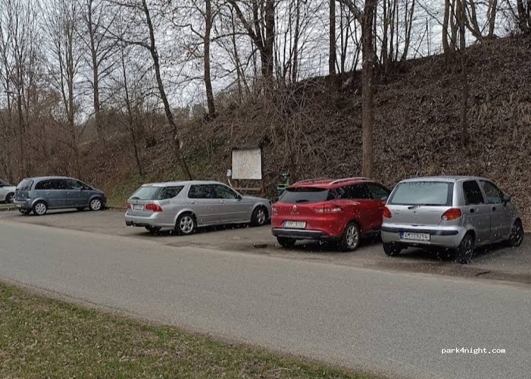 (679 13) Holštejn - Unnamed Road — foto