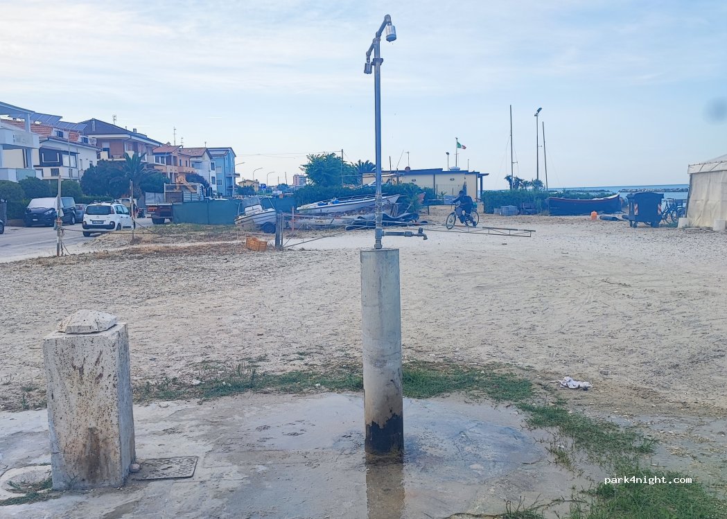 (63900) Lido di Fermo - 18 Via Riva del Pescatore — foto