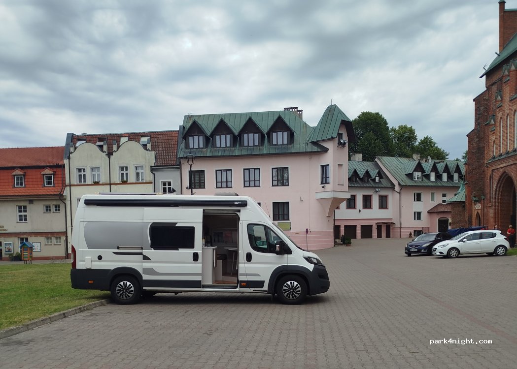 (14-500) Braniewo - 3 Katedralna — foto
