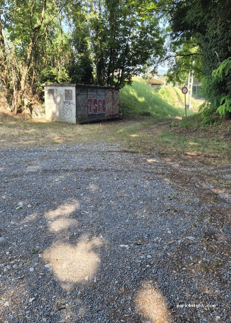 (1197) Prangins - 203 Route de l'Aérodrome — foto
