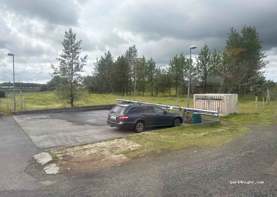 (851) Hella - 4 Ægissíða — foto