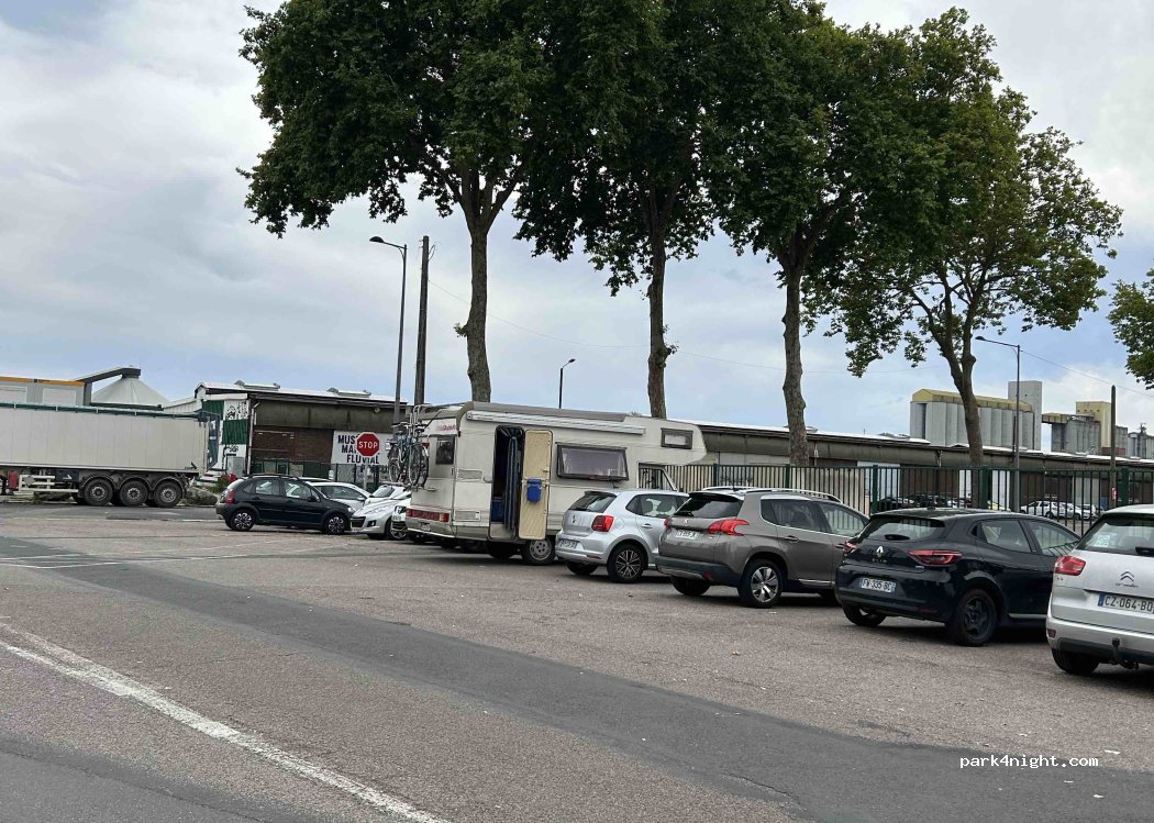 (76000) Rouen - 17 Rue Nansen — foto