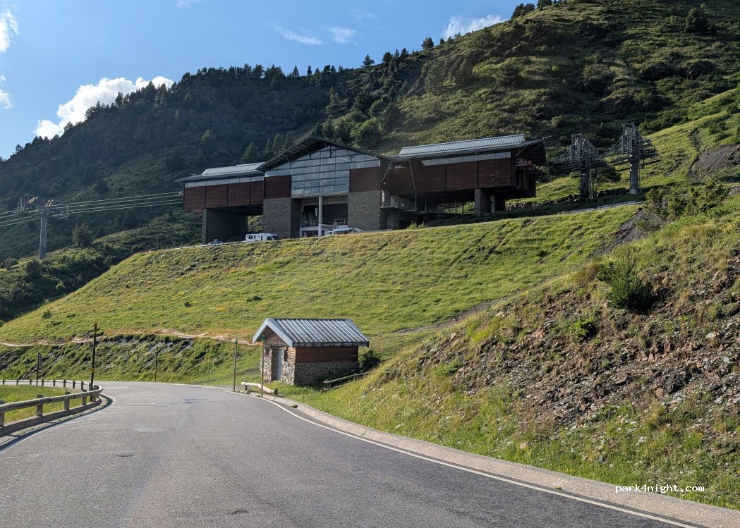 (AD200) Encamp - Carretera dels Cortals d'Encamp — foto 2