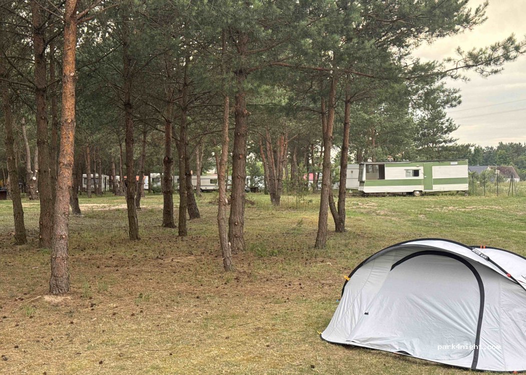 Centrum Kempingowe Wałcz - Pole biwakowe Szwecja — foto