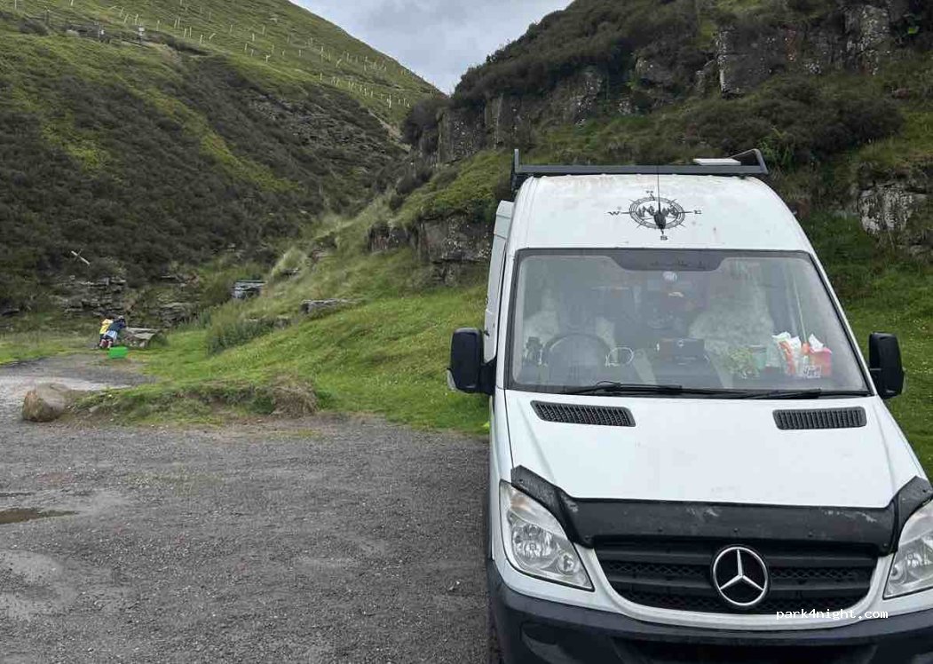 (SK137PQ) Glossop - Snake Road — foto