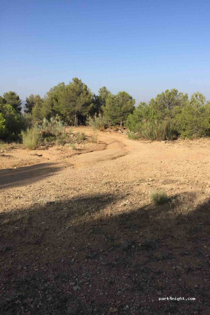 (23486) Hinojares - Unnamed Road — foto