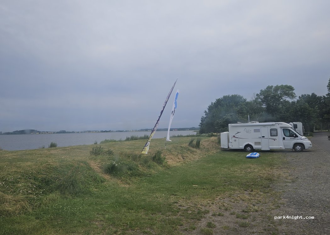(18556) Wiek - 1 Boddenstraße — foto