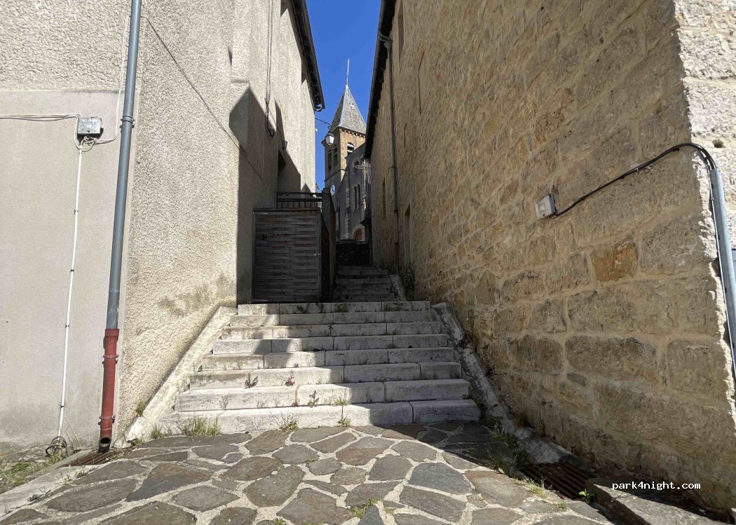 (48190) Mont Lozère et Goulet - 3 Place de la Poste — foto
