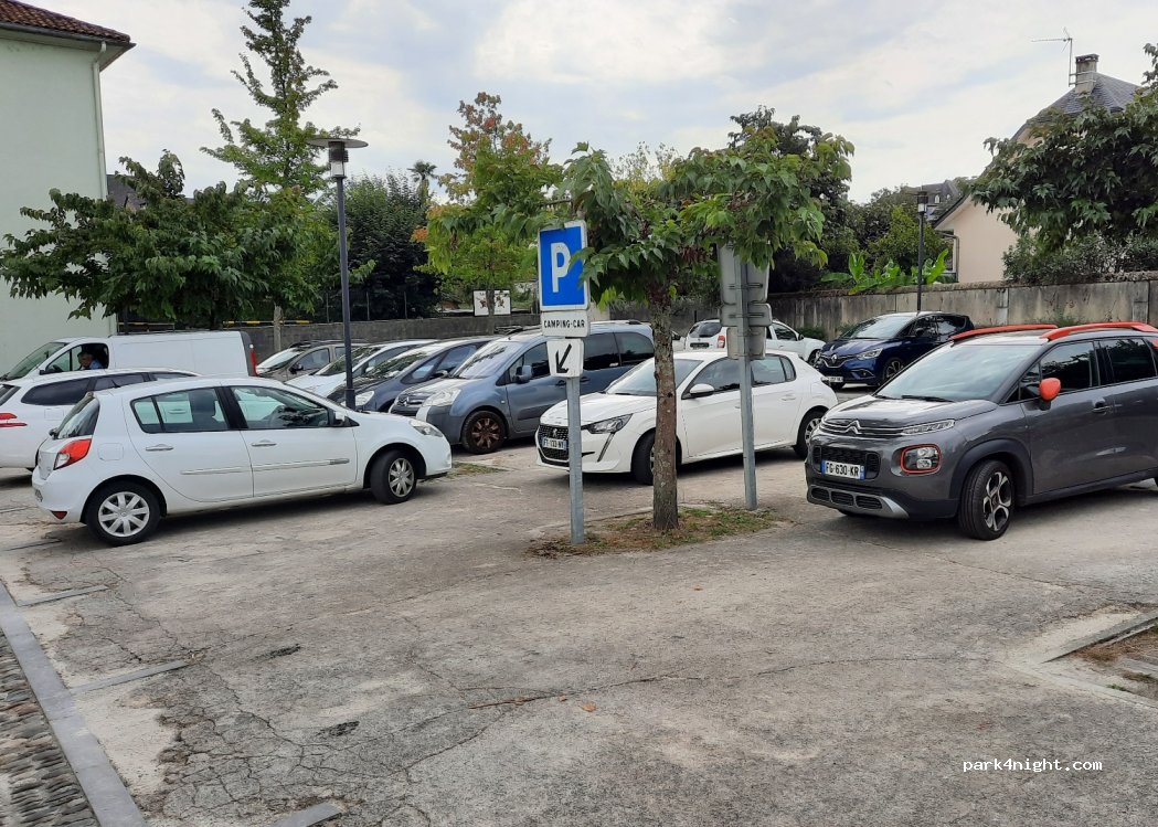(64400) Oloron-Sainte-Marie - 10 Rue Mauco — foto 4