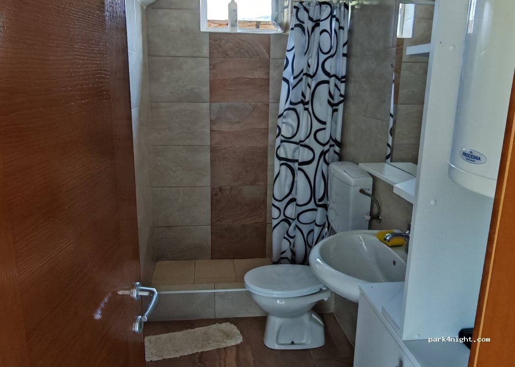 Household Radoja — foto 3
