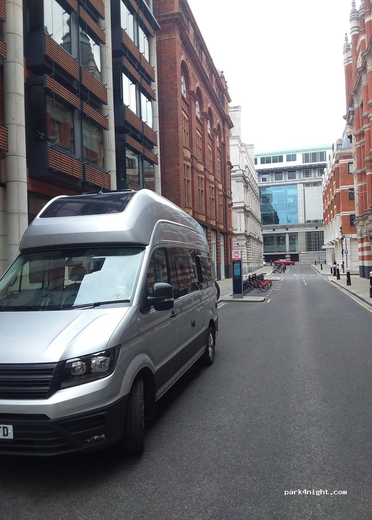 (EC4Y 0DF) London - 6 Temple Avenue — foto