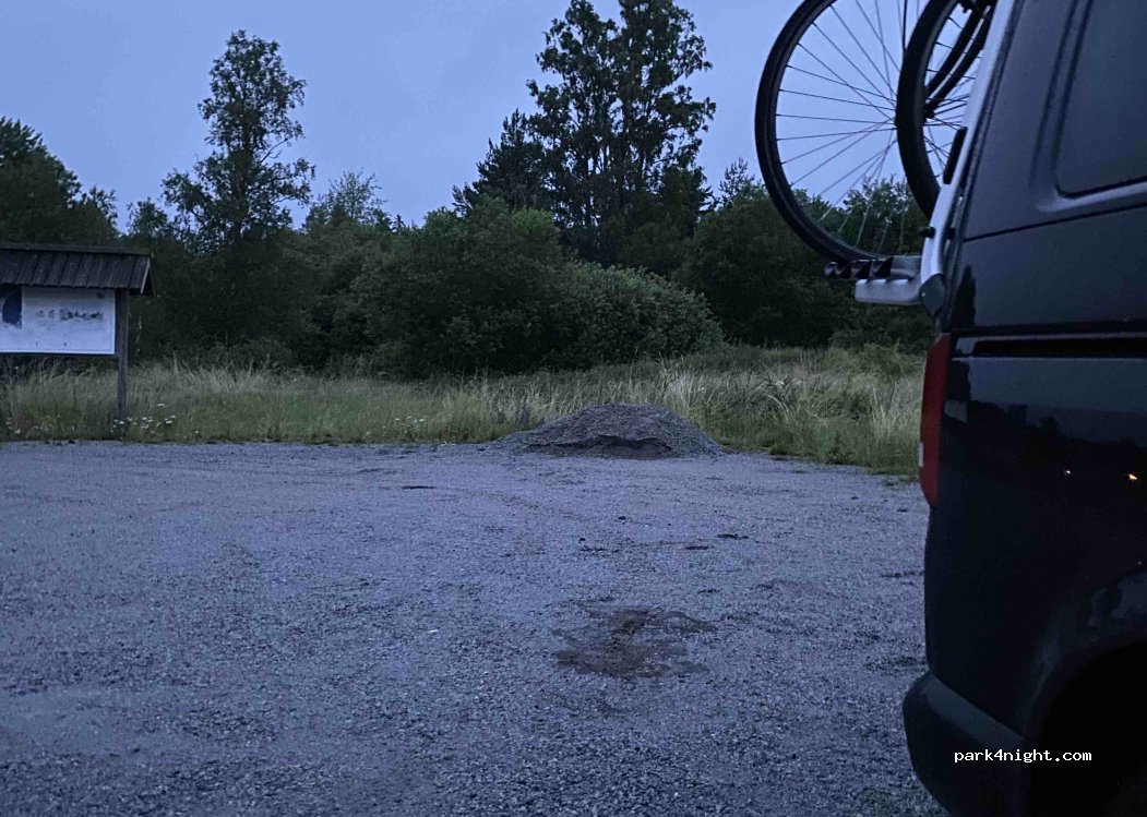 (187 69) Täby - Roslagsvägen — foto 3