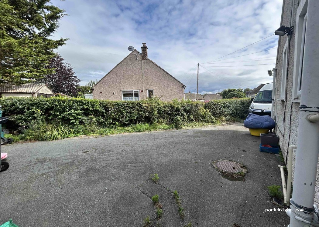 (LL31 9HU) Llandudno Junction - 21 Y Glyn — foto