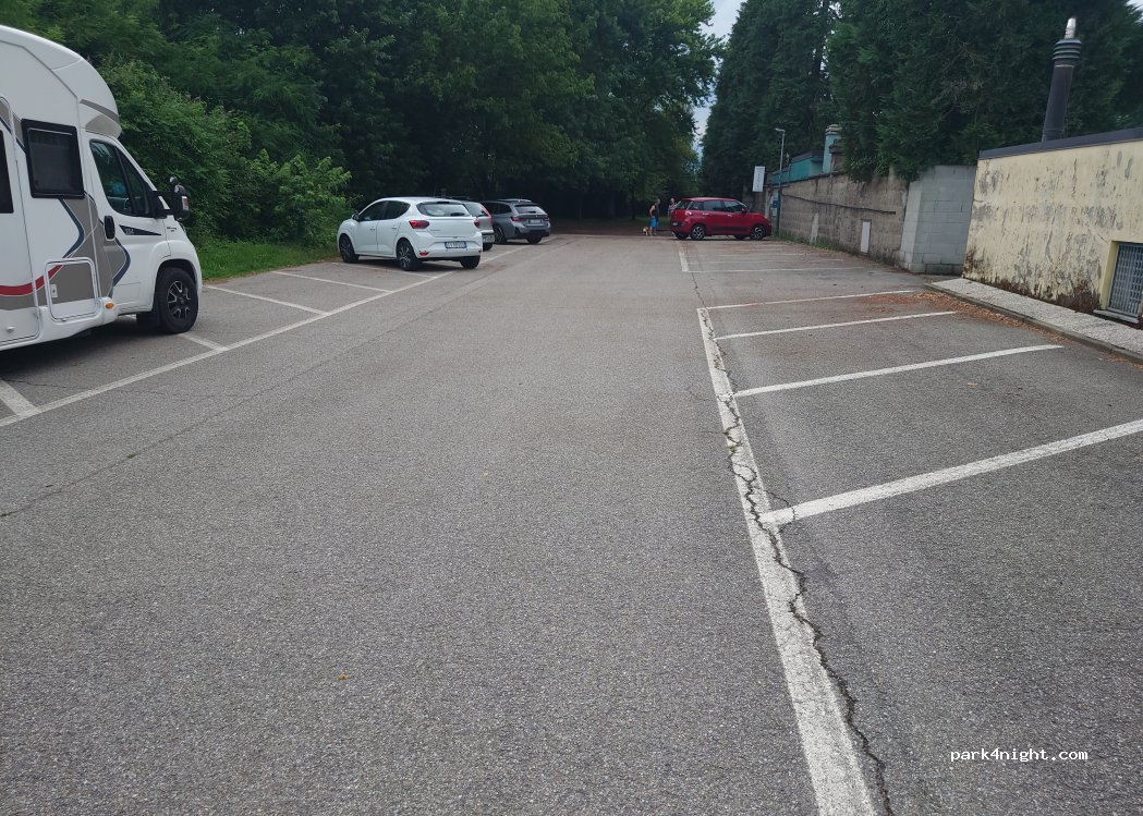 (28887) Omegna - 5 Piazza Stadio — foto