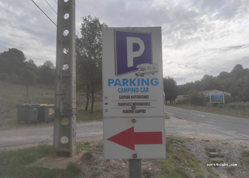(83630) Les Salles-sur-Verdon - D957 — foto