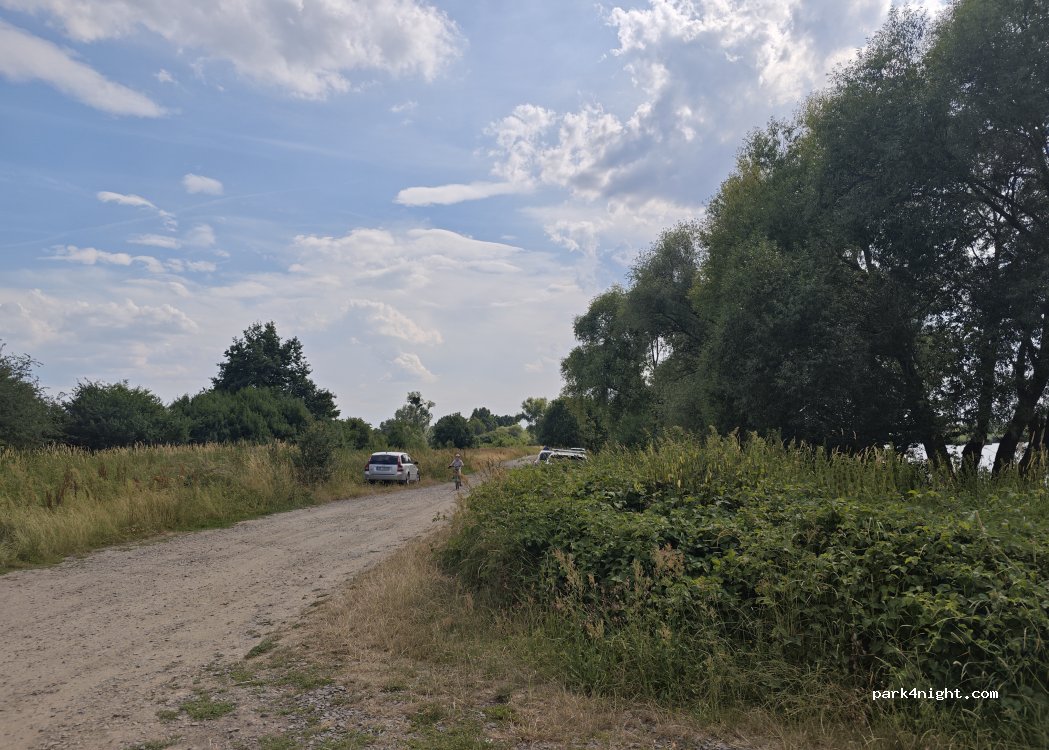 (49-340) Lewin Brzeski - 18 Nysańska — foto