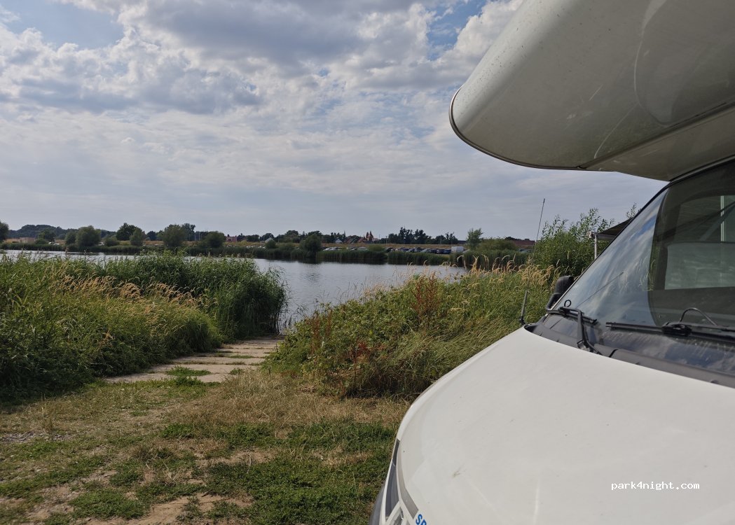 (49-340) Lewin Brzeski - 18 Nysańska — foto 2