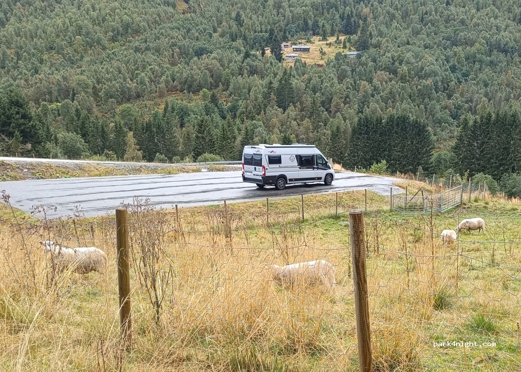 (6858)  - 524 Øvstedalsvegen — foto 3