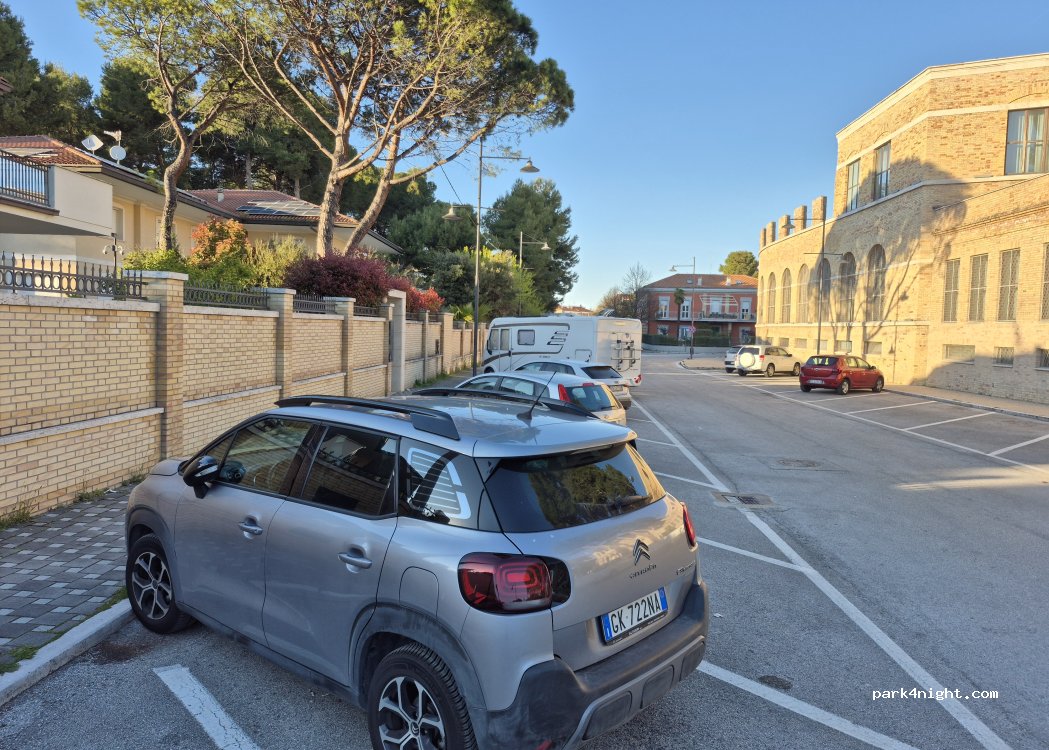 (65126) Pescara - 223 Via Fernando Francesco d'Avalos — foto 3