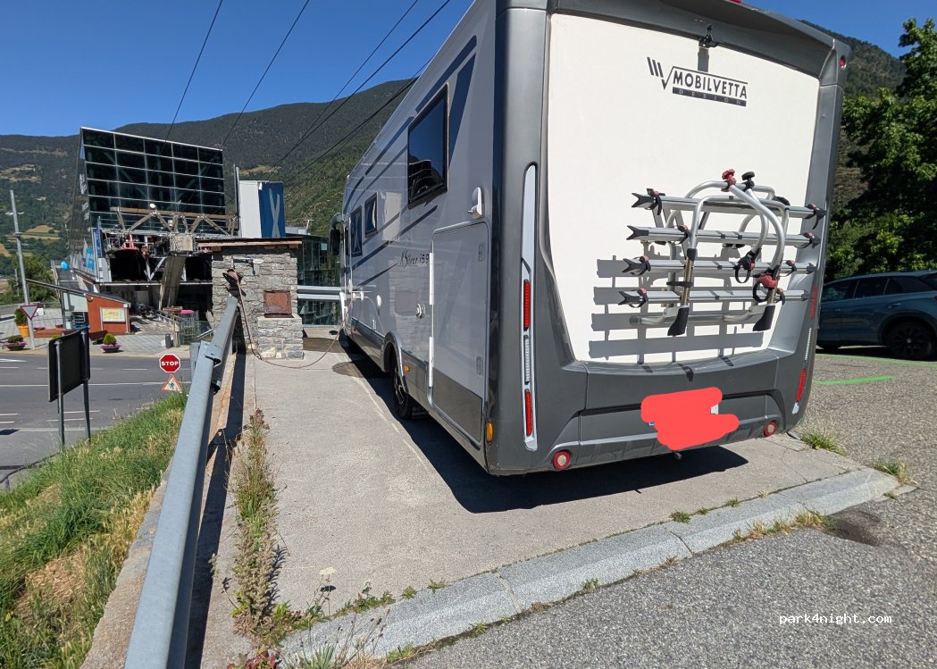 (AD200) Encamp - n2 Carretera dels Cortals d'Encamp — foto