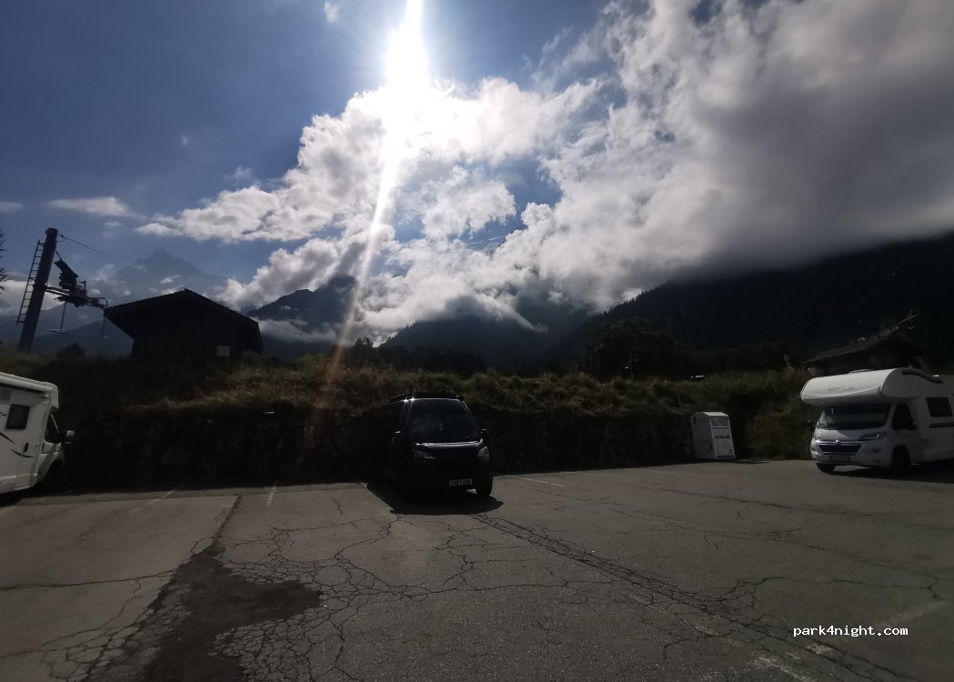 (74310) Les Houches - 55 Avenue des Alpages — foto 3