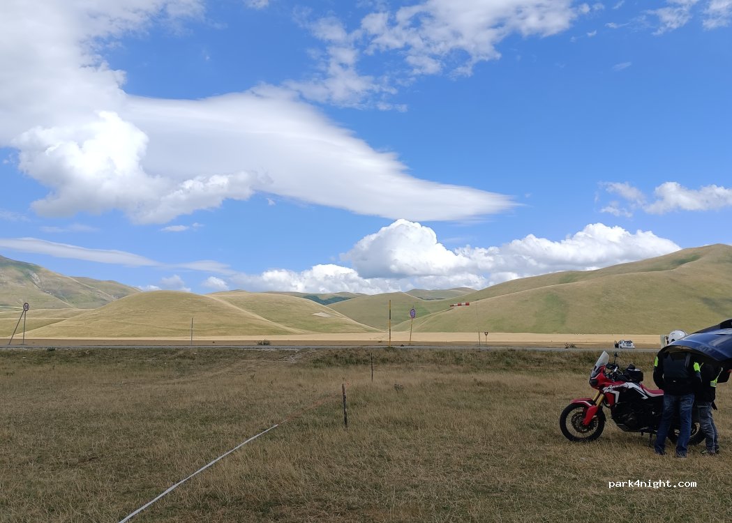 (06046) Norcia - 518 SP477 — foto 2