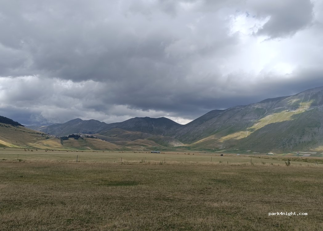 (06046) Norcia - 518 SP477 — foto 3