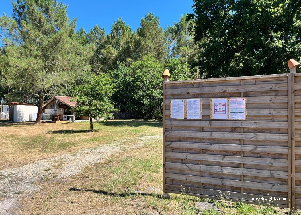 (40260) Lesperon - 315 Chemin de Bernadic — foto 2