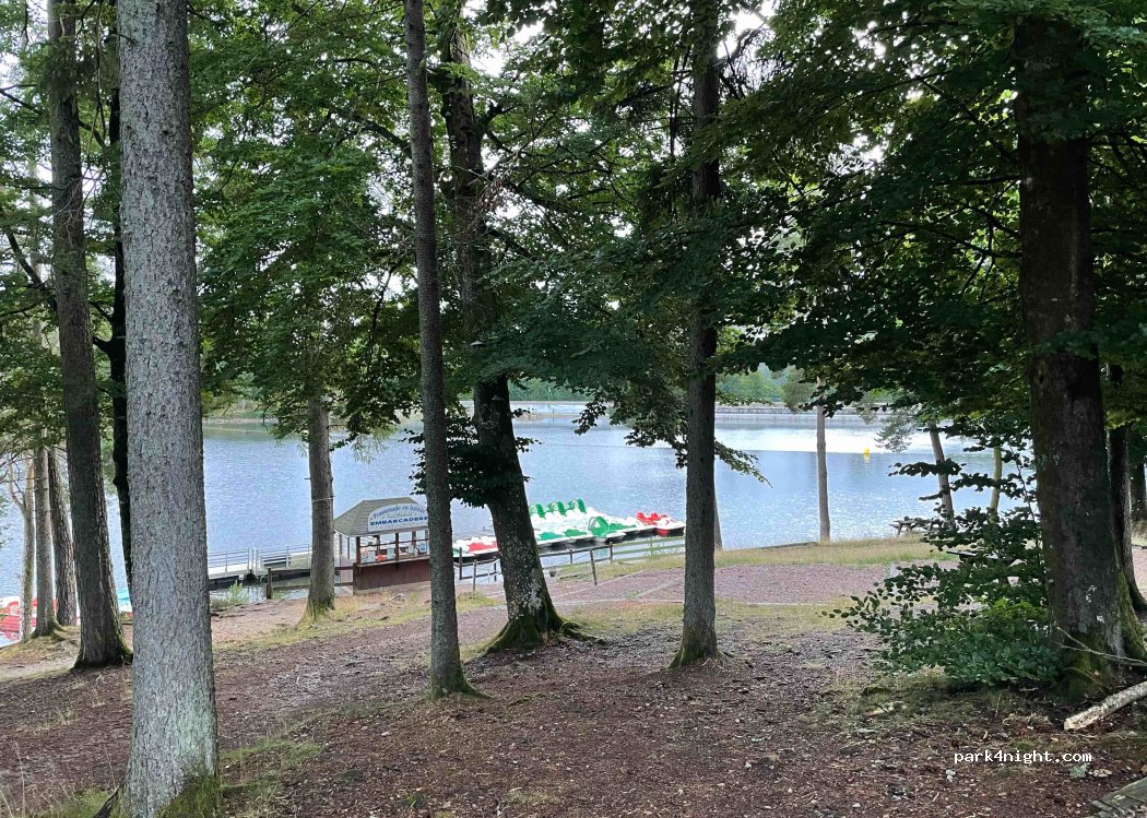 (58230) Montsauche-les-Settons - 12 Route Rive Reine du Lac — foto