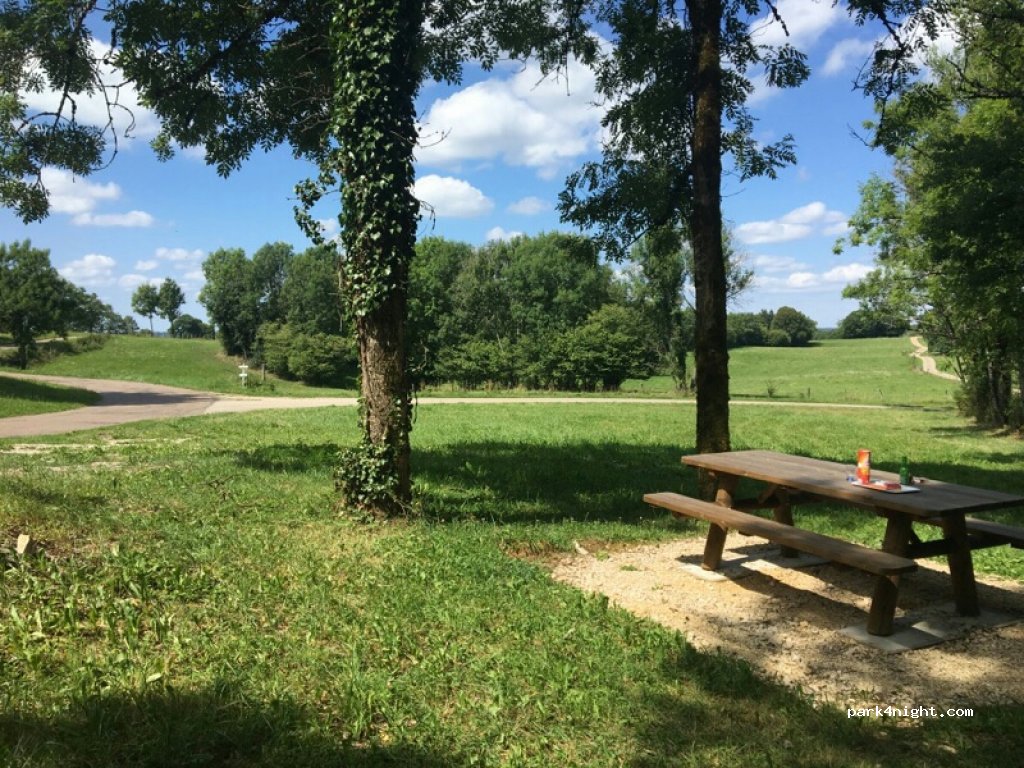 (39300) Valempoulières - Route de Molain — foto 2