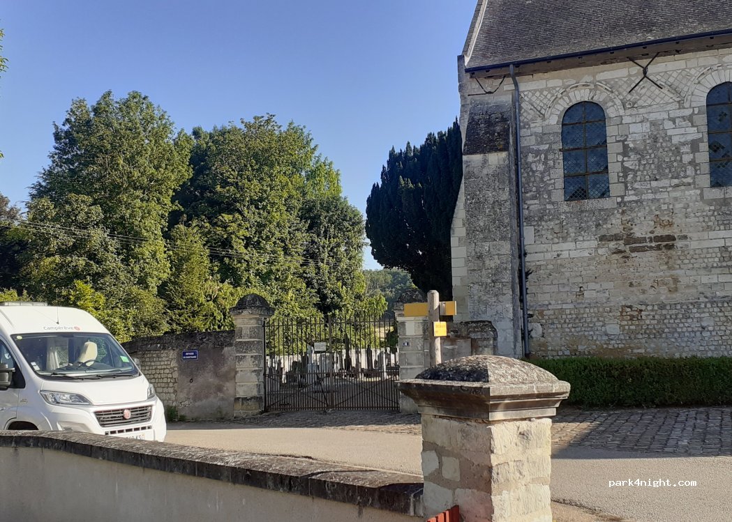 (37500) Cravant-les-Côteaux - 22 Rue Coteau du Vieux Bourg — foto