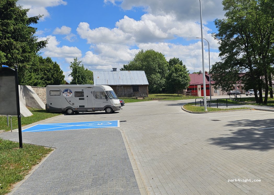 (16-404) Jeleniewo - 32 Suwalska — foto