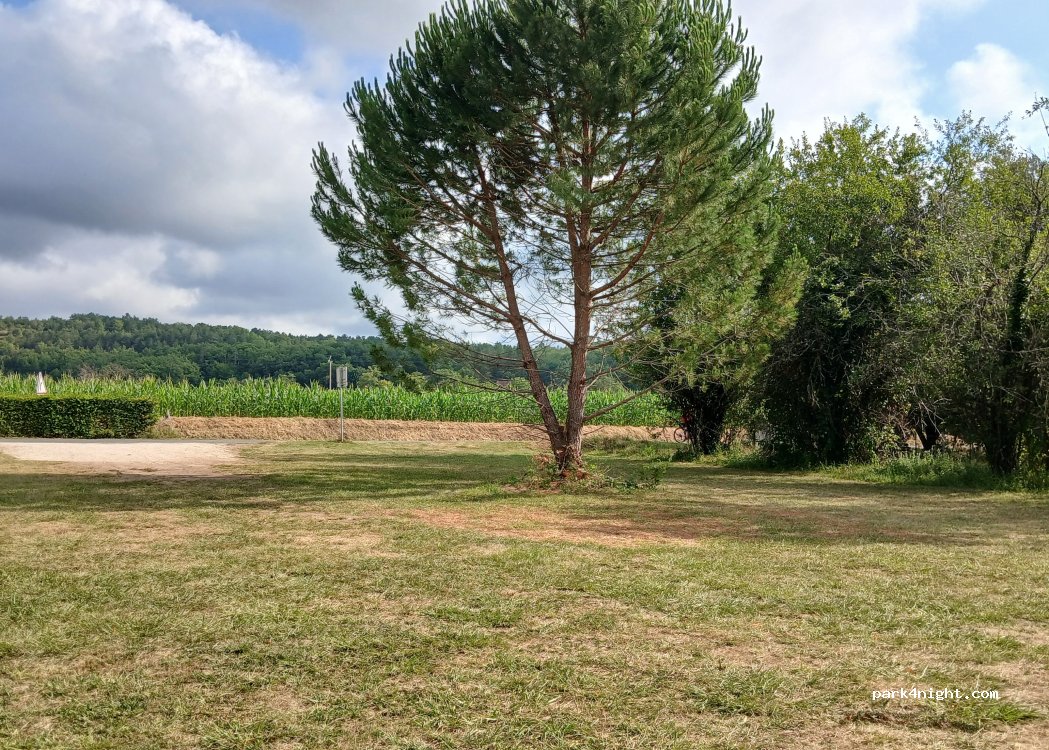 (24510) Trémolat - 276 Rue Bertran de Born — foto 3