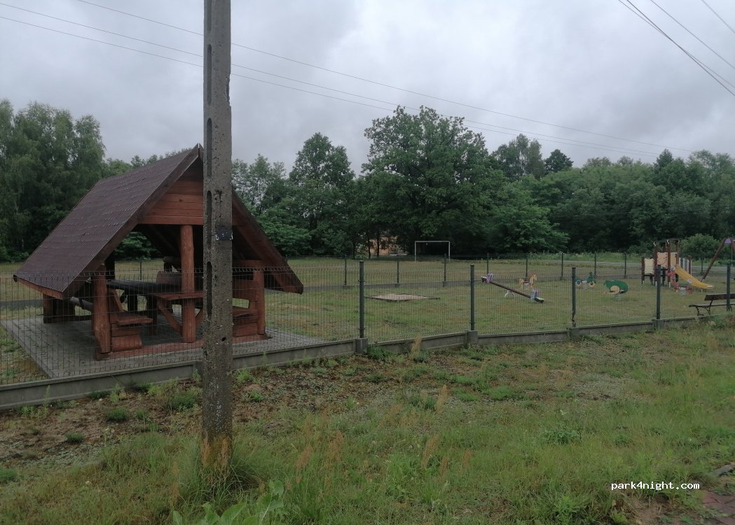(26-035) Rembów - — foto
