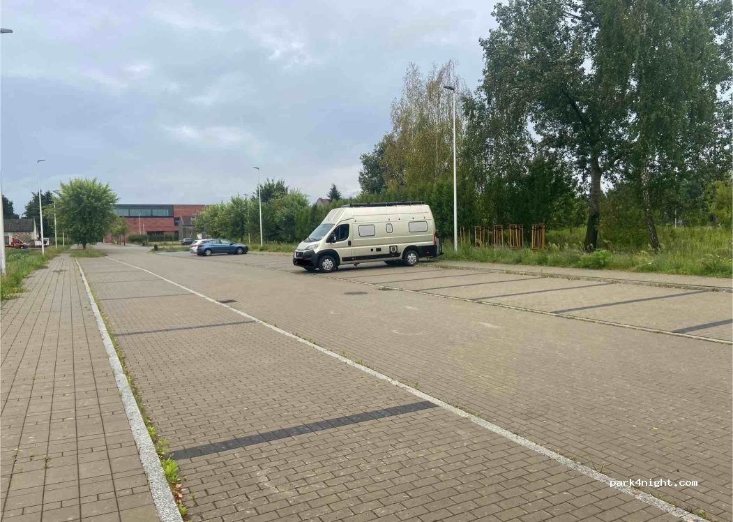 (05-520) Konstancin-Jeziorna - 27 Kolejowa — foto 3