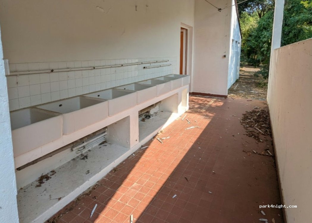 Aire Onlypark - Pont L'Abbé d'Arnoult — foto 5