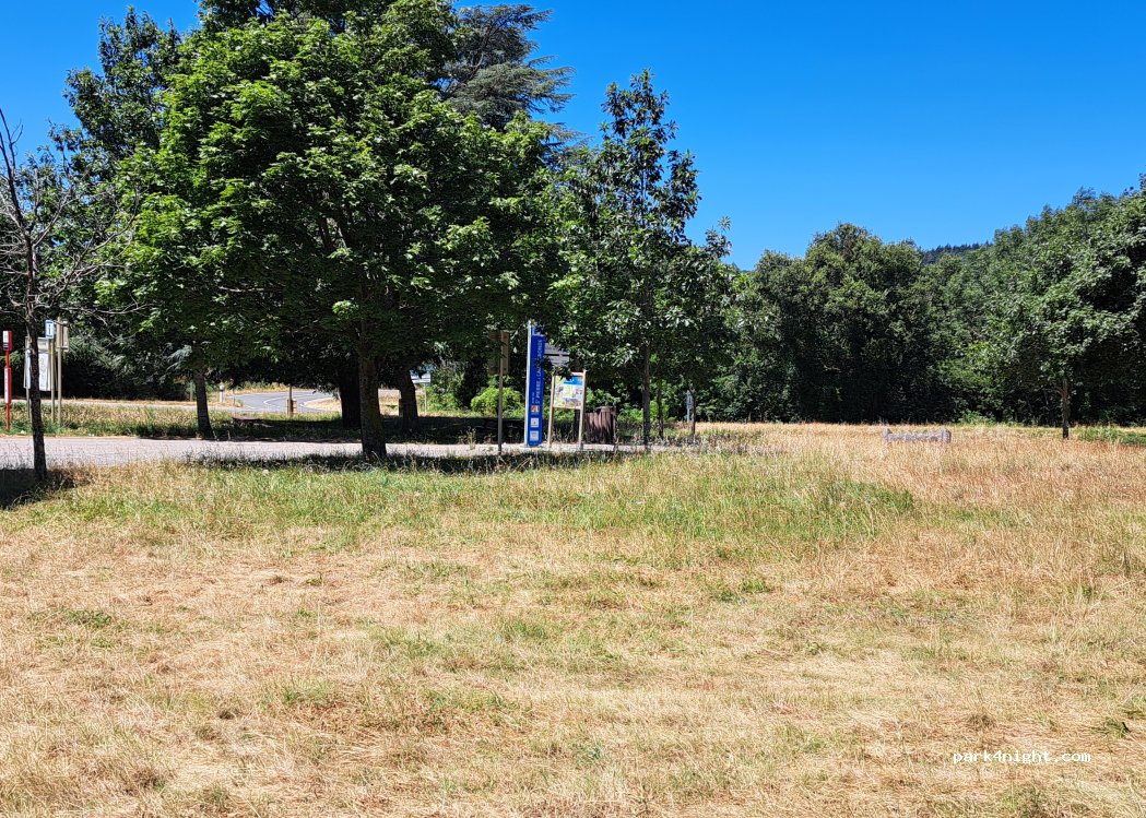 (11390) Caudebronde - 1 À Saint-Pierre — foto