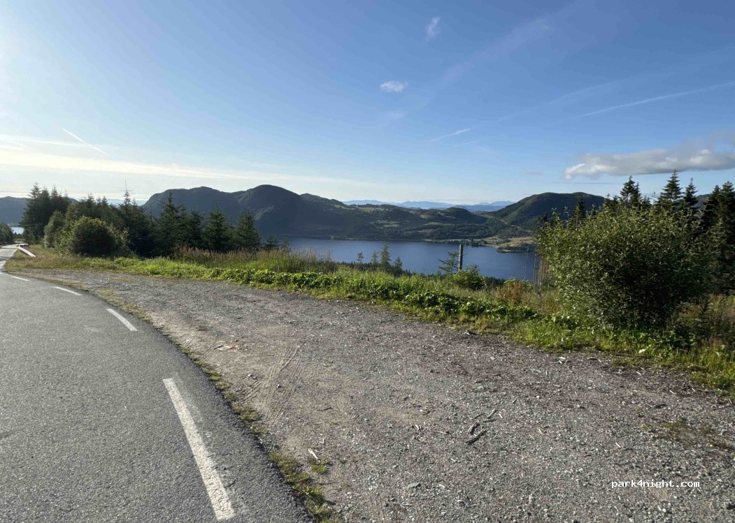 (4121) Tau - Hellandsheivegen — foto 2