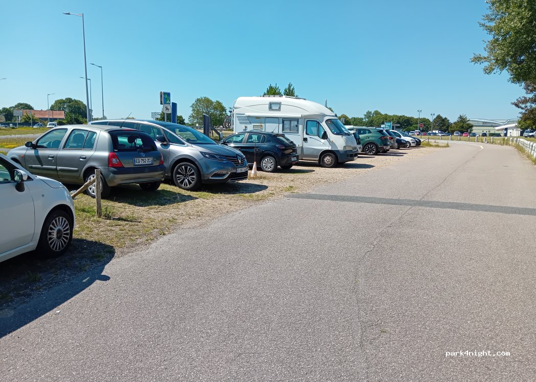 (76620) Le Havre - 15 Allée Paul Cornu — foto