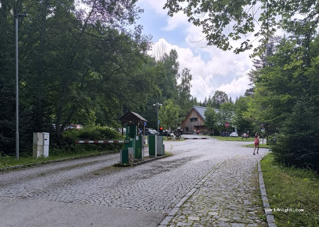 (341 92) Srní - Unnamed Road — foto 2