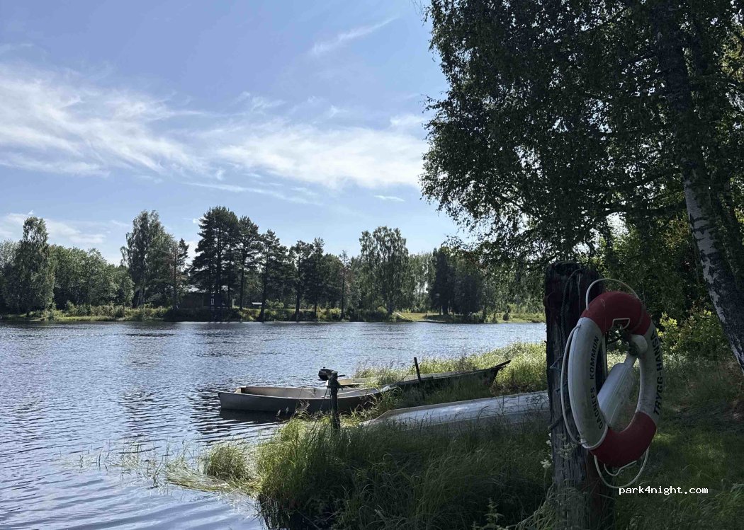 (785 60) Djurås - — foto
