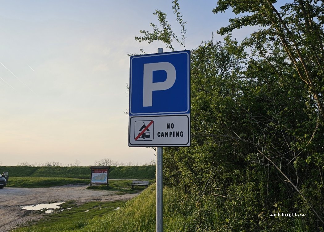 Pargheggio Canadare — foto 3