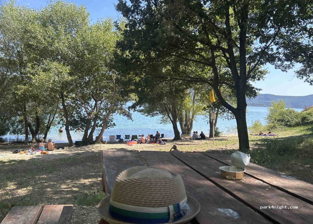 (04500) Sainte-Croix-du-Verdon - 1687 Route du Lac — foto